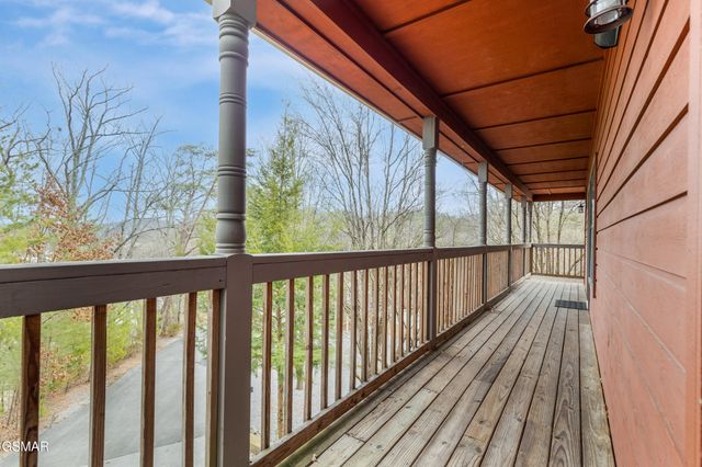 3438 Brook Stone Way, Pigeon Forge, TN 37863
