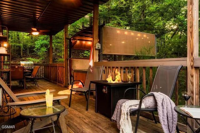 3438 Brook Stone Way, Pigeon Forge, TN 37863