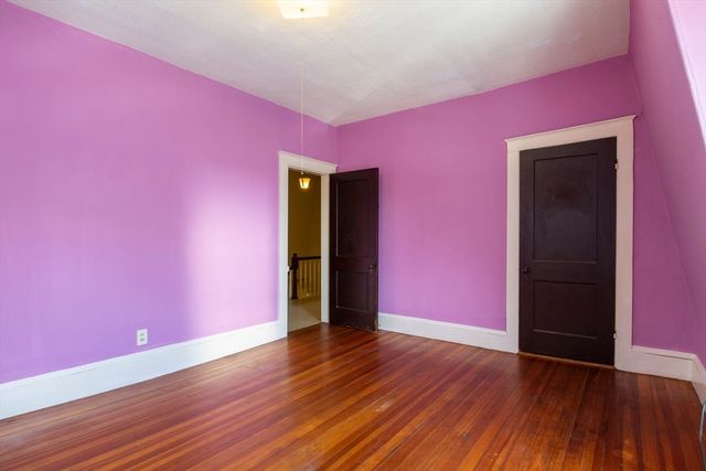 22 Porter St, Lynn, MA 01902