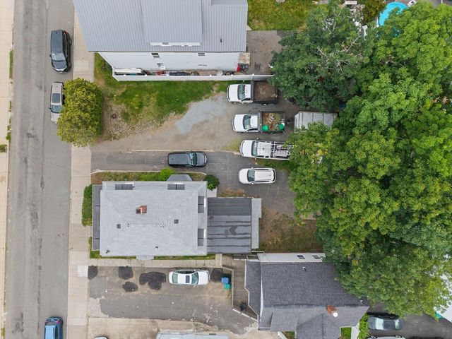 22 Porter St, Lynn, MA 01902