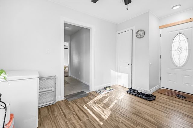 2329 Yucca Avenue, Fort Worth, TX 76111