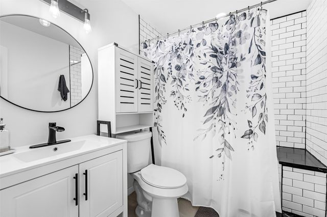 2329 Yucca Avenue, Fort Worth, TX 76111