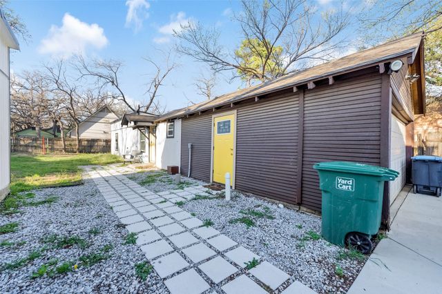 2329 Yucca Avenue, Fort Worth, TX 76111