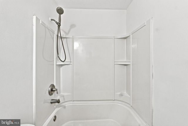 2 BARNWELL LN, Willingboro, NJ 08046