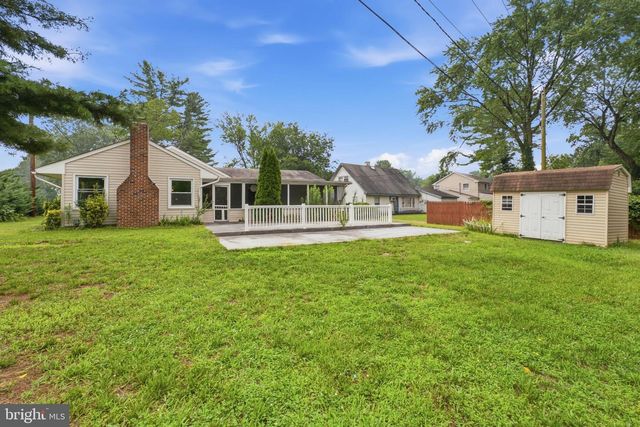 2 BARNWELL LN, Willingboro, NJ 08046
