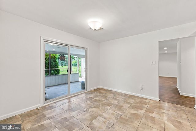 2 BARNWELL LN, Willingboro, NJ 08046
