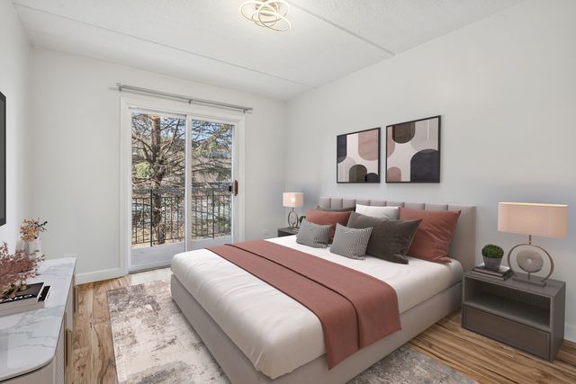 6980 W Touhy Avenue 201, Niles, IL 60714