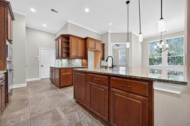 1623 Cafe Dumonde, Conroe, TX 77304