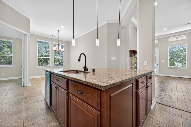 1623 Cafe Dumonde, Conroe, TX 77304