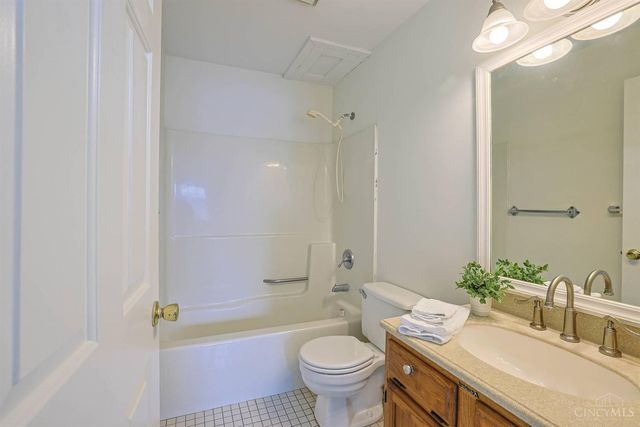 9325 Loveland Madeira Road, Cincinnati, OH 45242