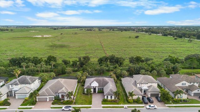 6325 RIVO LAKES BOULEVARD, Sarasota, FL 34241