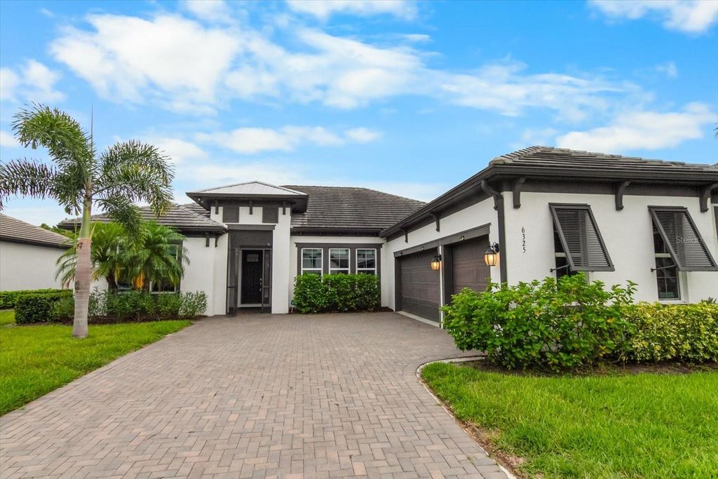 6325 RIVO LAKES BOULEVARD, Sarasota, FL 34241