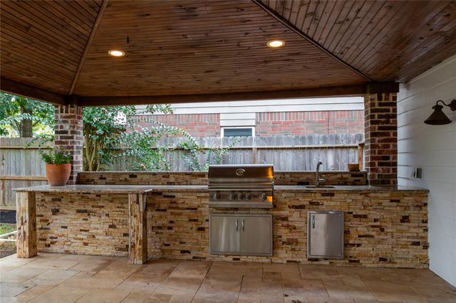 19747 Twin Canyon Court Street, Katy, TX 77450