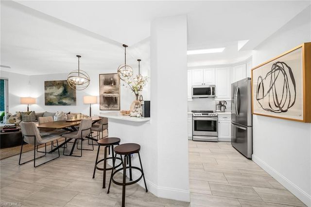 7671 Pebble Creek CIR 105, Naples, FL 34108