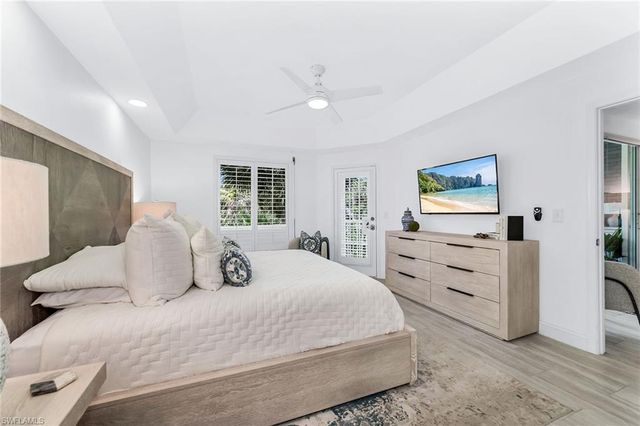 7671 Pebble Creek CIR 105, Naples, FL 34108