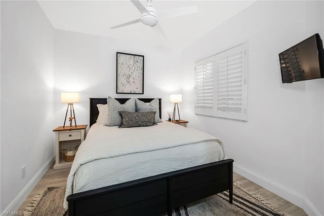 7671 Pebble Creek CIR 105, Naples, FL 34108
