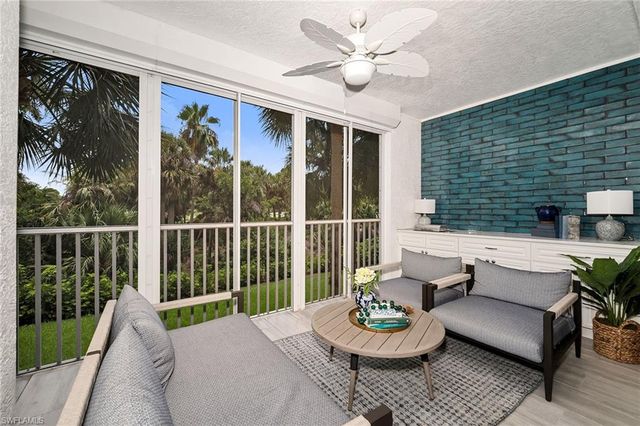7671 Pebble Creek CIR 105, Naples, FL 34108