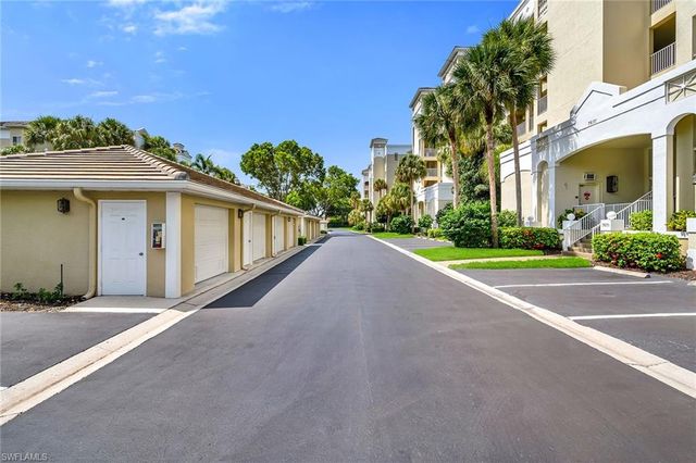 7671 Pebble Creek CIR 105, Naples, FL 34108