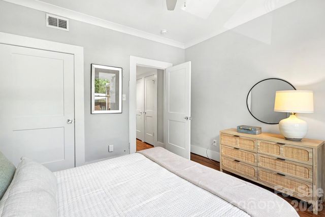 843 Ideal Way 11, Charlotte, NC 28203