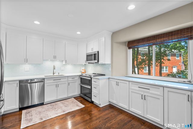 1169 Hope Street C7, Stamford, CT 06907