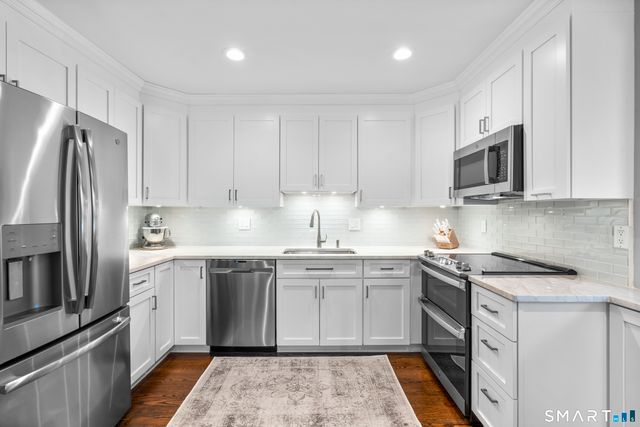 1169 Hope Street C7, Stamford, CT 06907