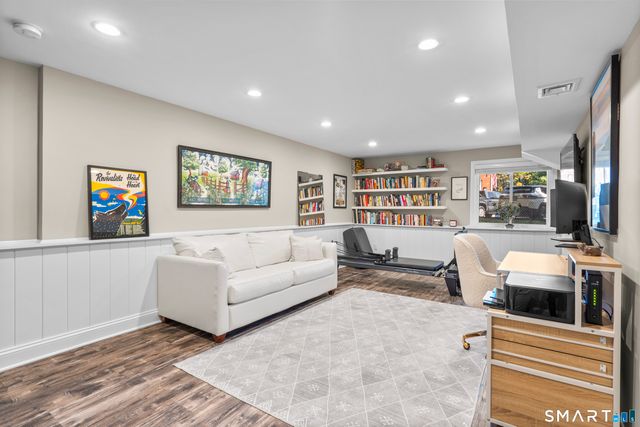 1169 Hope Street C7, Stamford, CT 06907