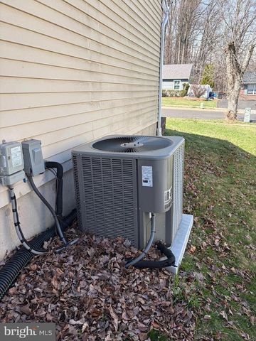 5783 MICHAEL DR, Bensalem, PA 19020