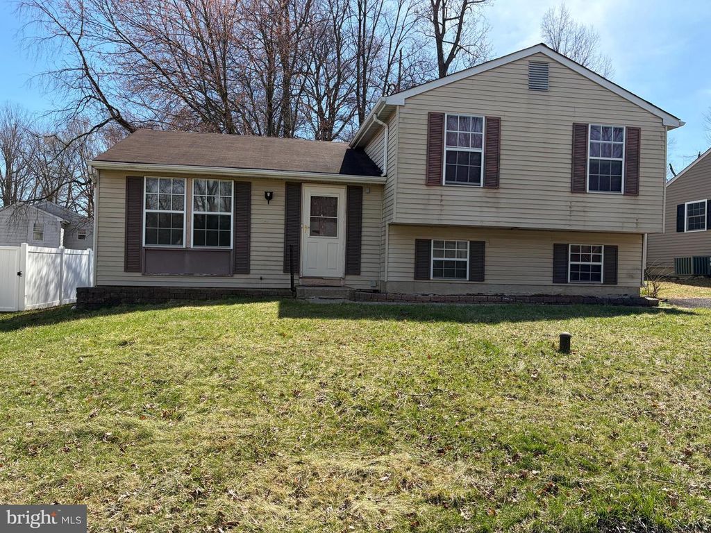 5783 MICHAEL DR, Bensalem, PA 19020