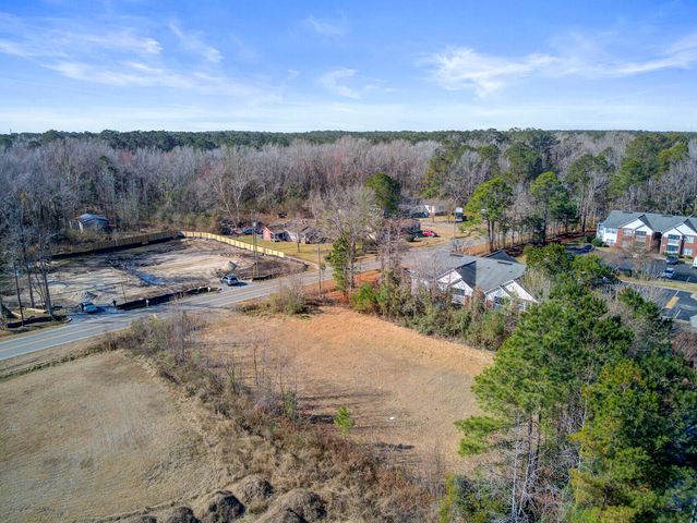 210 Pidgeon Bay Road, Summerville, SC 29483