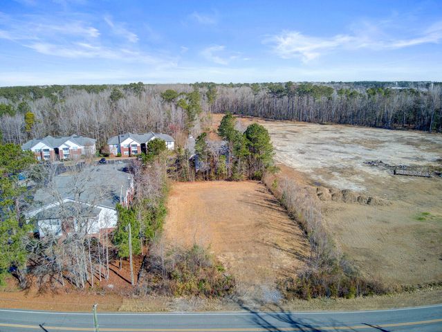 210 Pidgeon Bay Road, Summerville, SC 29483