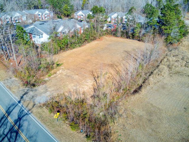 210 Pidgeon Bay Road, Summerville, SC 29483