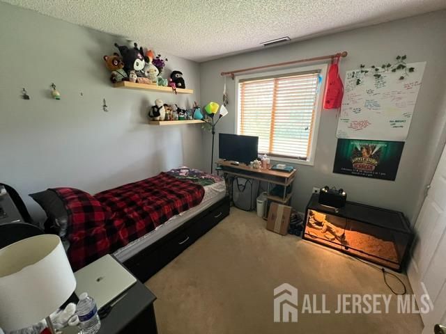 1009 Aspen Drive, Plainsboro, NJ 08536