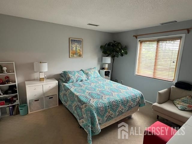 1009 Aspen Drive, Plainsboro, NJ 08536