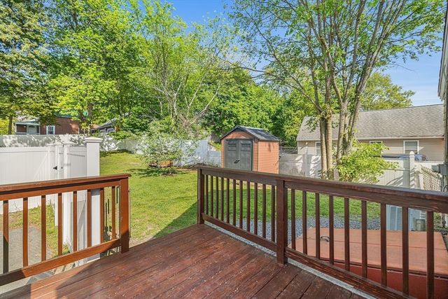 1 Egmont Ave, Billerica, MA 01821