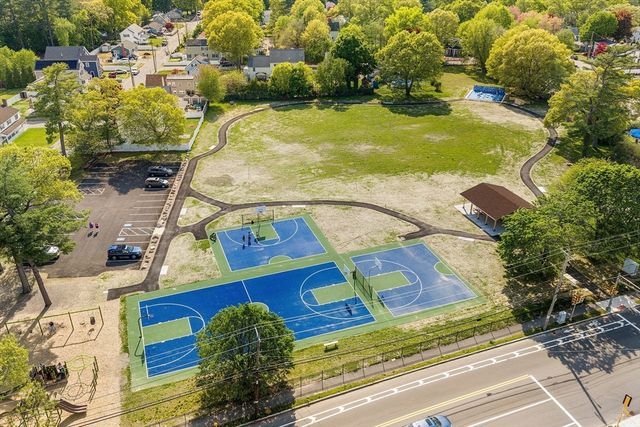 1 Egmont Ave, Billerica, MA 01821