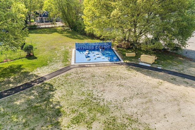 1 Egmont Ave, Billerica, MA 01821