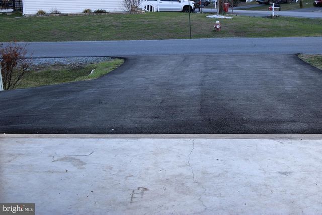 372 MARLOWE DRIVE, Inwood, WV 25428