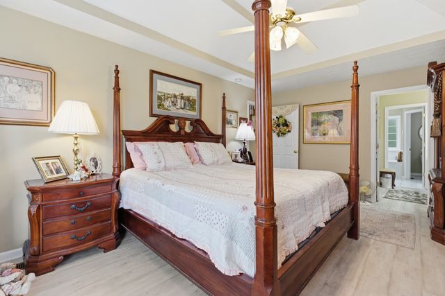 2013 Adonis Dr, Murfreesboro, TN 37128