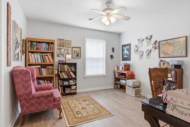 2013 Adonis Dr, Murfreesboro, TN 37128