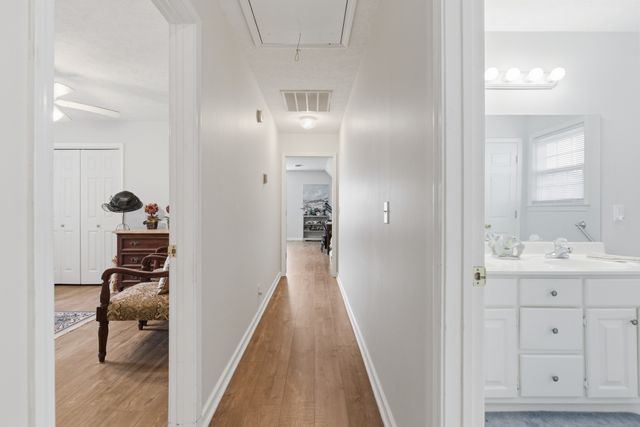 2013 Adonis Dr, Murfreesboro, TN 37128