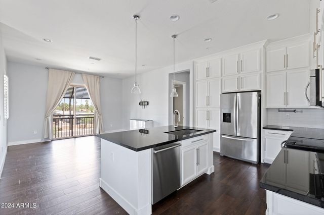 6565 E THOMAS Road 1109, Scottsdale, AZ 85251