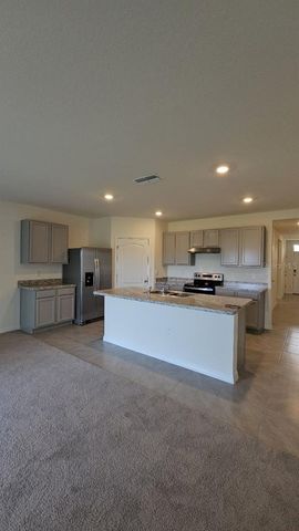 812 AUBURN GROVE COURT, Auburndale, FL 33823