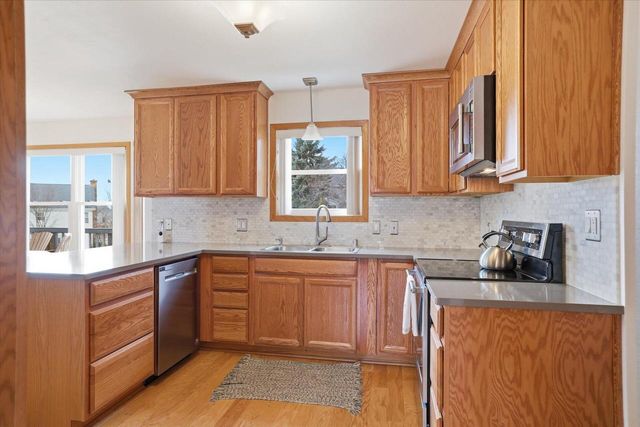 269 Brian COURT, Port Washington, WI 53074