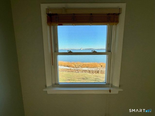 3 Bayview Place 2, West Haven, CT 06516