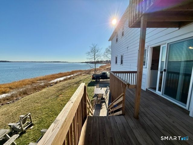 3 Bayview Place 2, West Haven, CT 06516