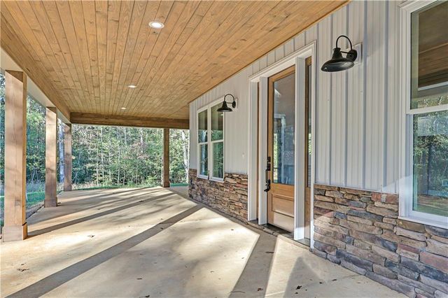 507 North Ridge Road, Barnesville, GA 30204