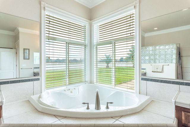 7605 Churn Creek Road, Redding, CA 96002