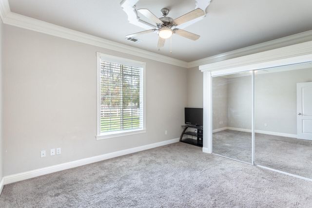 7605 Churn Creek Road, Redding, CA 96002