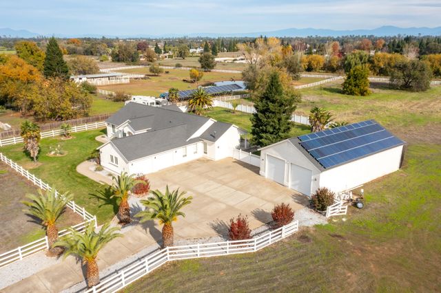 7605 Churn Creek Road, Redding, CA 96002