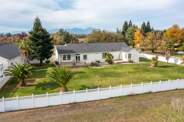 7605 Churn Creek Road, Redding, CA 96002